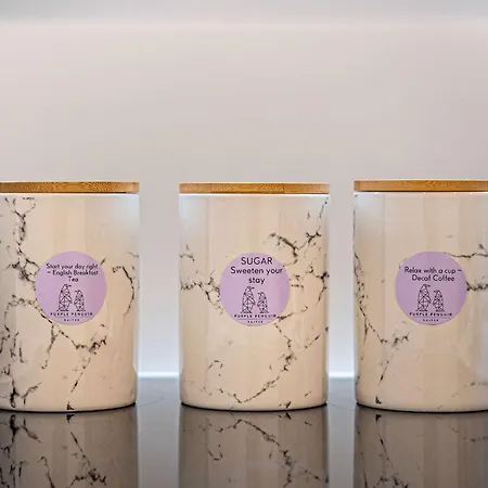 Unique 2-bed, 2-bath With Private Terrace, Near Bus Station & Centre * 利兹