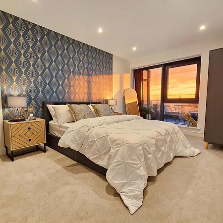 Appartement Unique 2-bed, 2-bath With Private Terrace, Near Bus Station & Centre Leeds (West Yorkshire)